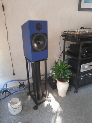 Totem Fire V2 - tweedehands · luidspreker front — outlet/retourdeal