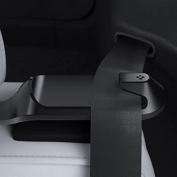 Spigen Tesla Model Y (~2024) Auto Achterbank Gordelhouder 2 Stucks - tweedehands - zeer goed — outlet/retourdeal