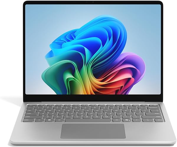 Surface Laptop Copilot+PC 13" Snapdragon X Plus 16GB/256GB UFS - tweedehands - als nieuw — outlet/retourdeal