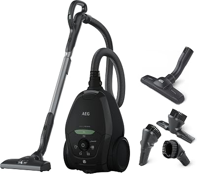 AEG Stofzuiger met Stofzak, VX82-1, Automatische Zuigkrachtregeling, Alle Vloertypes, 12 Meter Actieradius, HEPA-filtersysteem, Geruisloos 57 dB, Handstofzuiger, Inclusief 4 Accessoires, Zwart