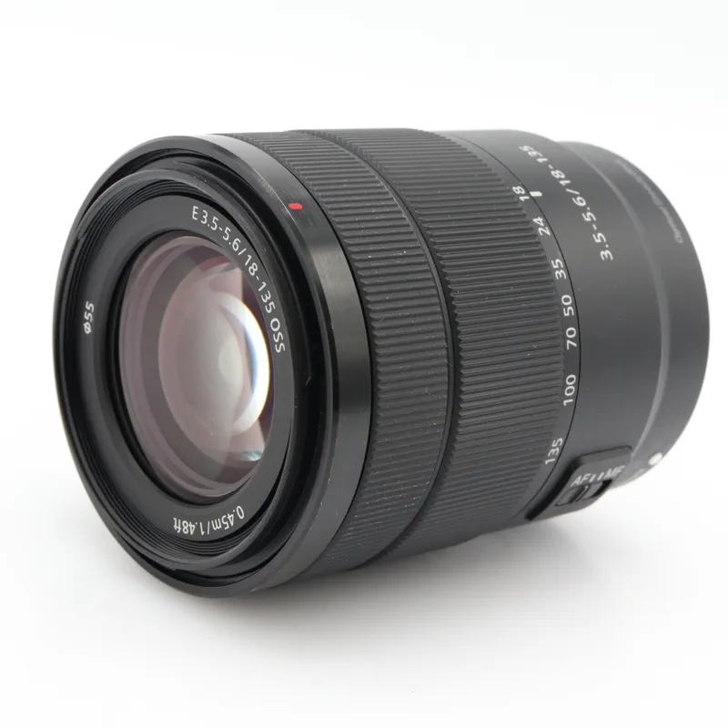 Sony E 18-135mm f/3.5-5.6 OSS occasion