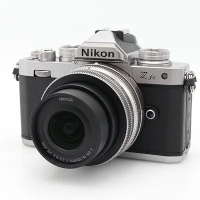Nikon Z fc + DX 16-50mm f/3.5-6.3 VR Silver occasion