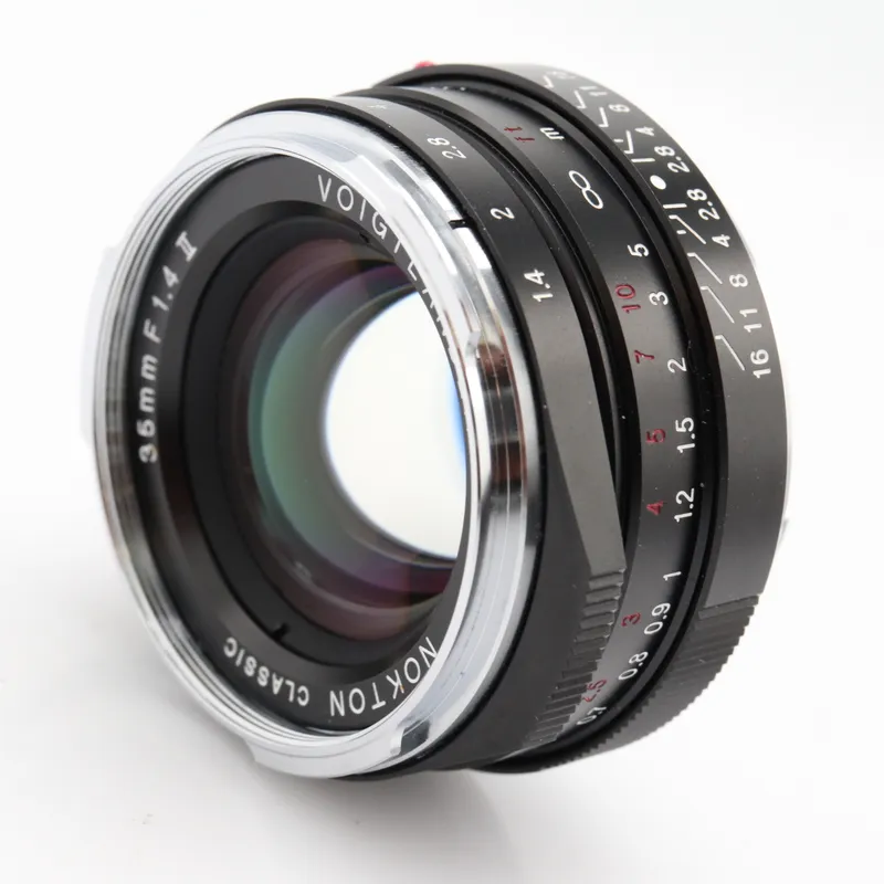 Voigtlander Nokton 35mm f/1.4 M.C. II VM occasion - tweedehands (occasion) — outlet/retourdeal