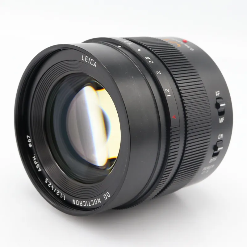 Panasonic Leica DG Nocticron 42.5mm f/1.2 ASPH. occasion - tweedehands (occasion) — outlet/retourdeal