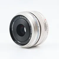 Olympus M.Zuiko Digital 17mm f/1.8 zilver occasion - tweedehands (occasion) — outlet/retourdeal